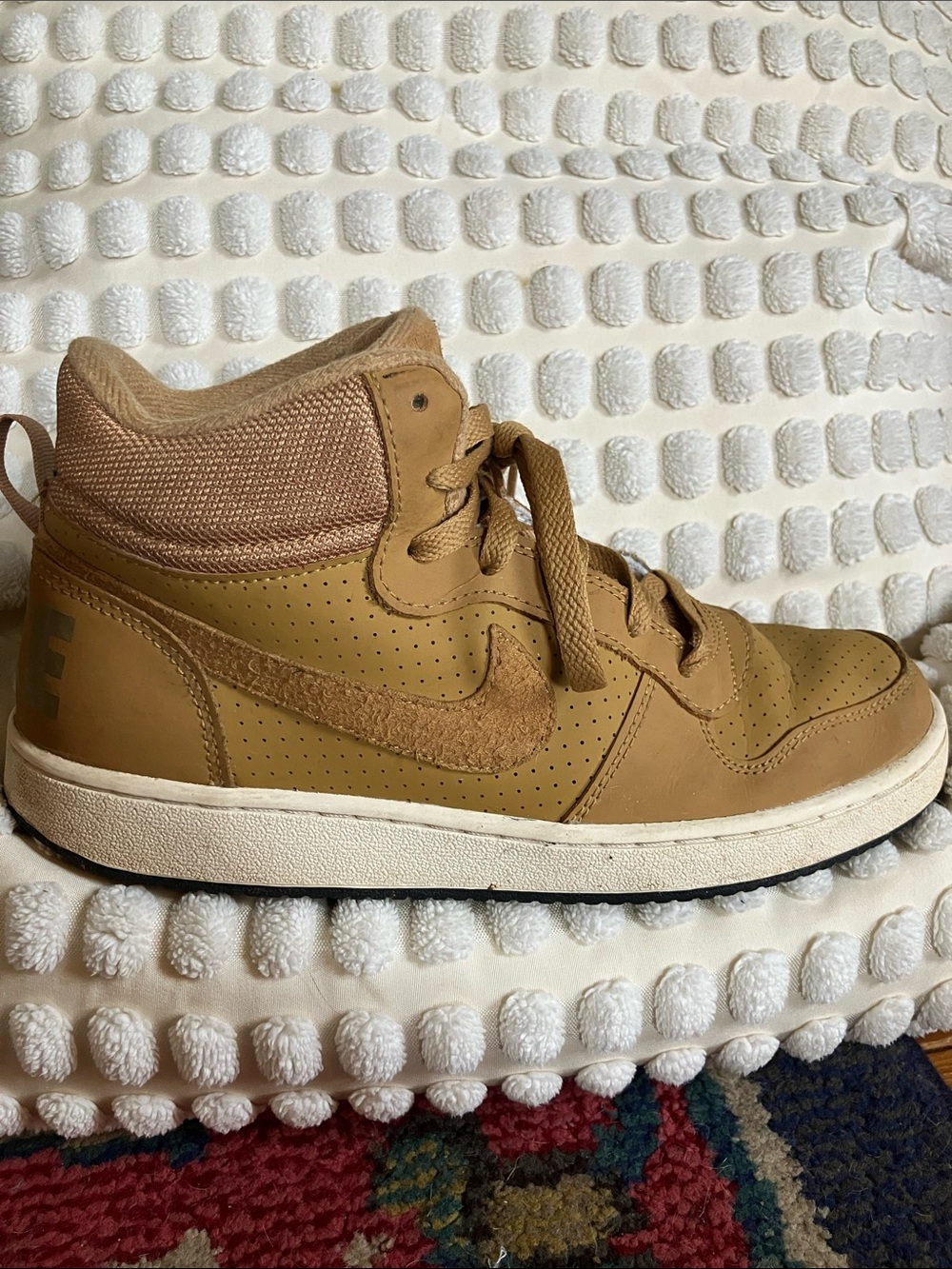 Nike Sneakers, size 6.5 Youth